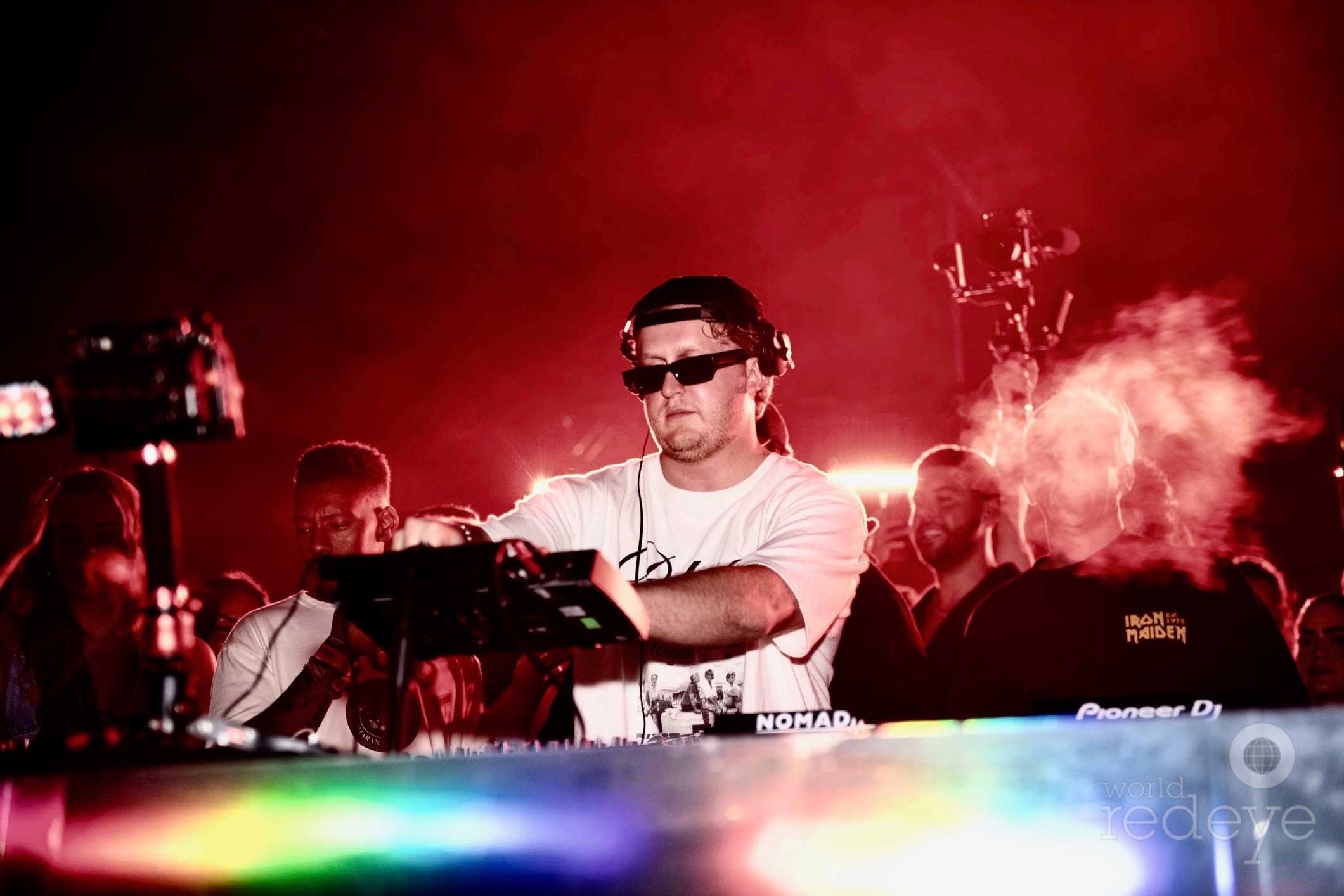 DEAN
