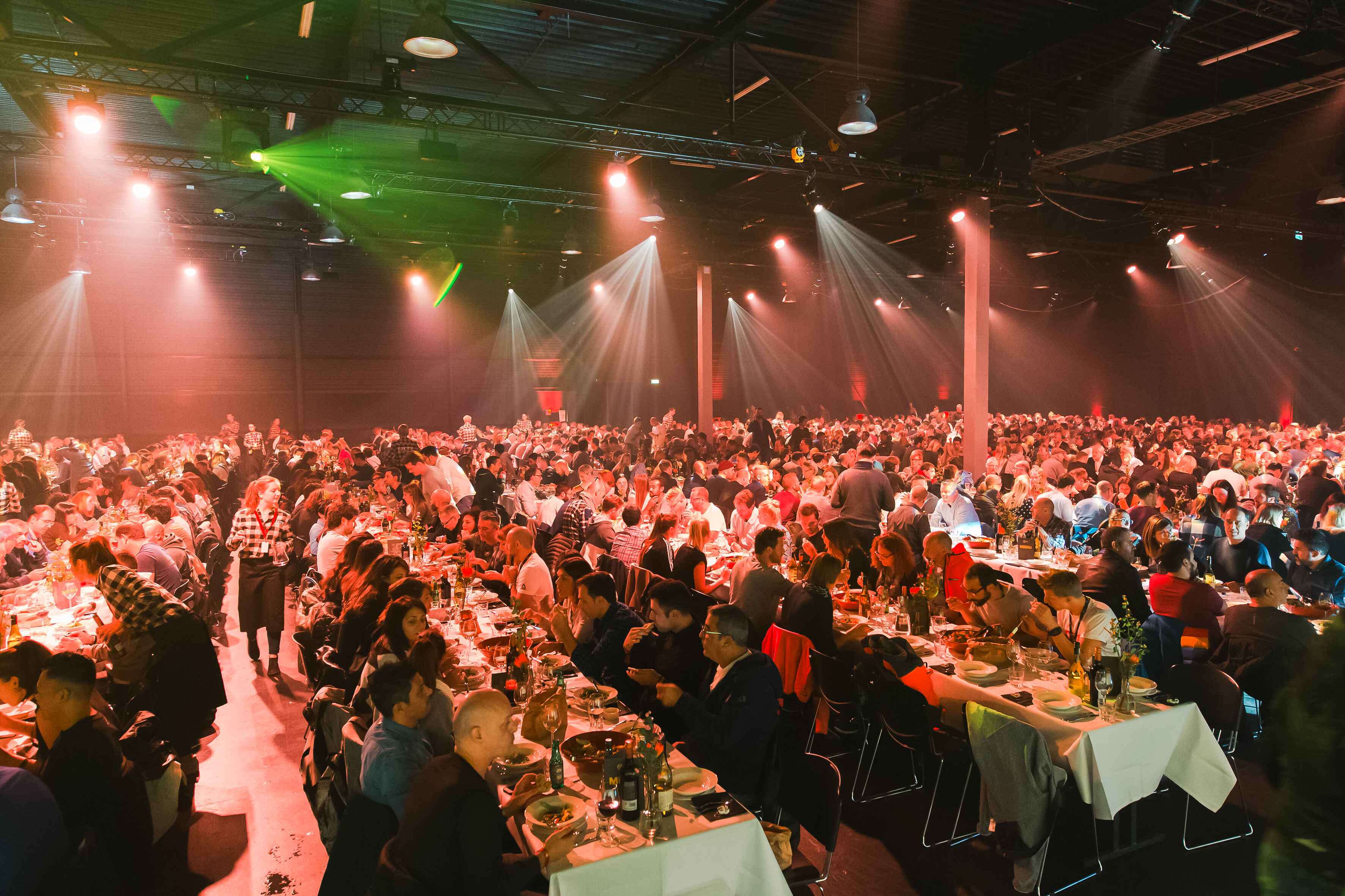 The Black Box - dinner long table setting