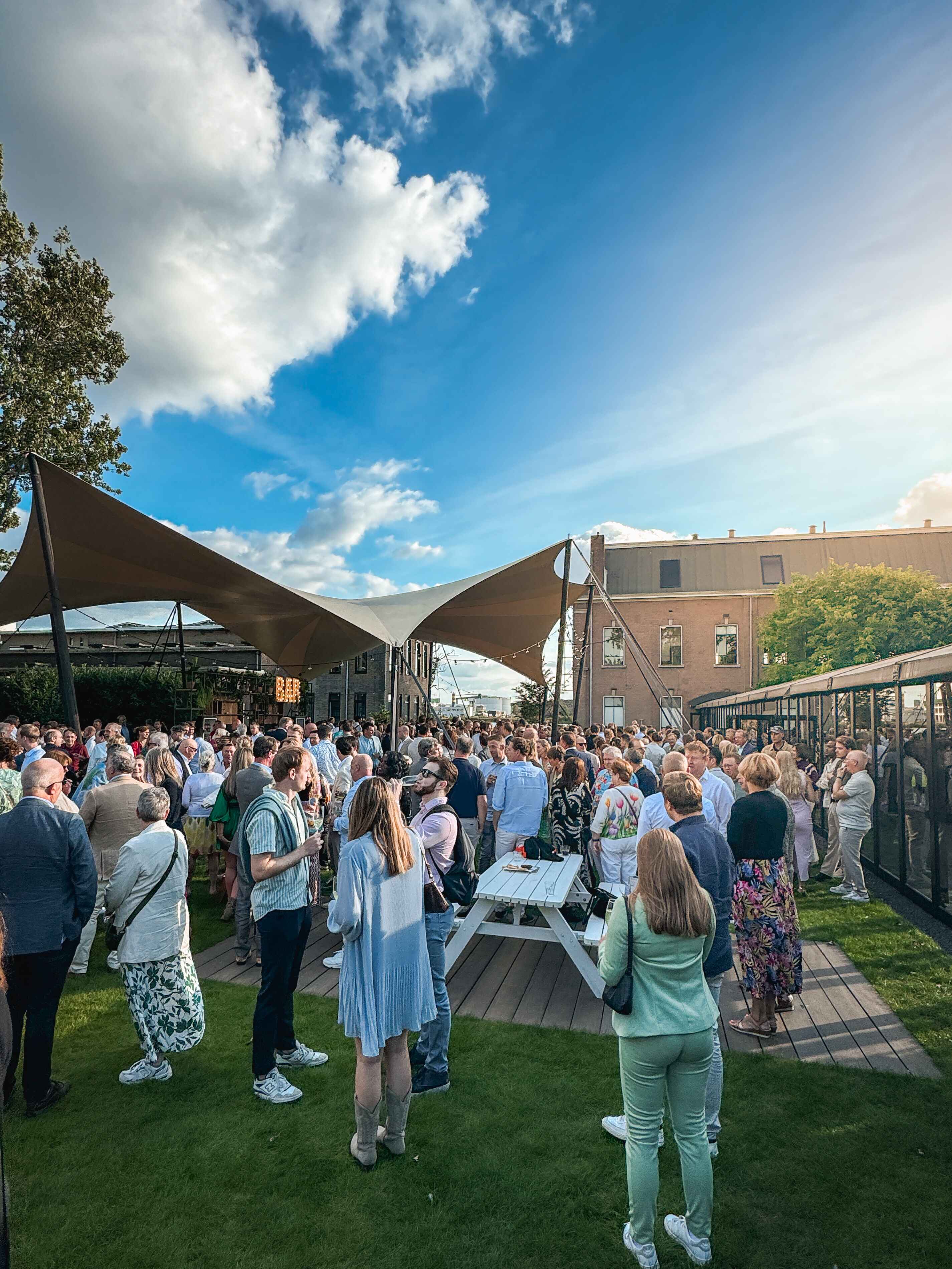 Event Garden - bar setting 2 "Outdoor Event Garden at Taets Art and Event Park in Amsterdam and Zaandam, a scenic venue for weddings, corporate events, dinners, and outdoor gatherings."