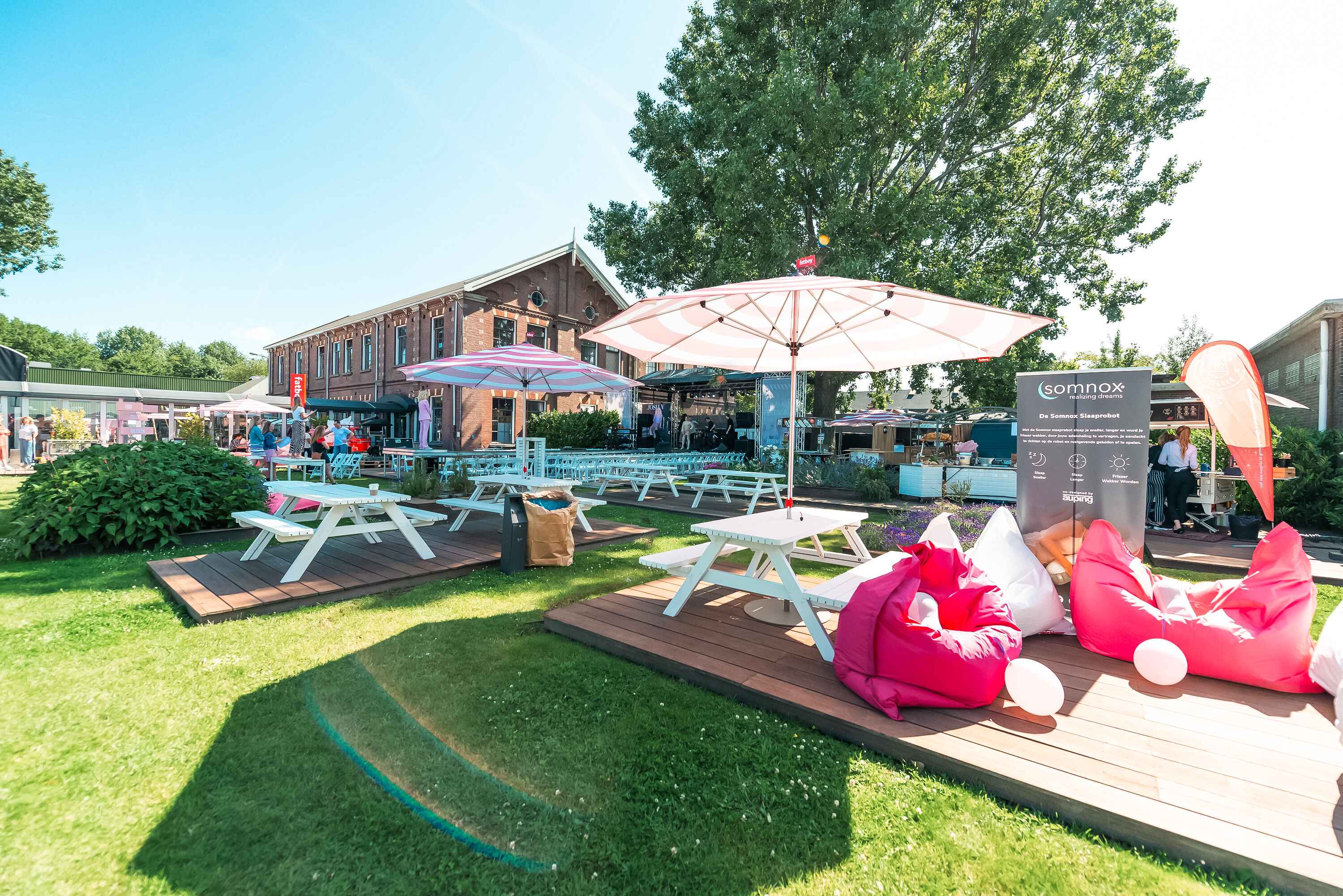 Event Garden - picnic setting 2 "Outdoor Event Garden at Taets Art and Event Park in Amsterdam and Zaandam, a scenic venue for weddings, corporate events, dinners, and outdoor gatherings."