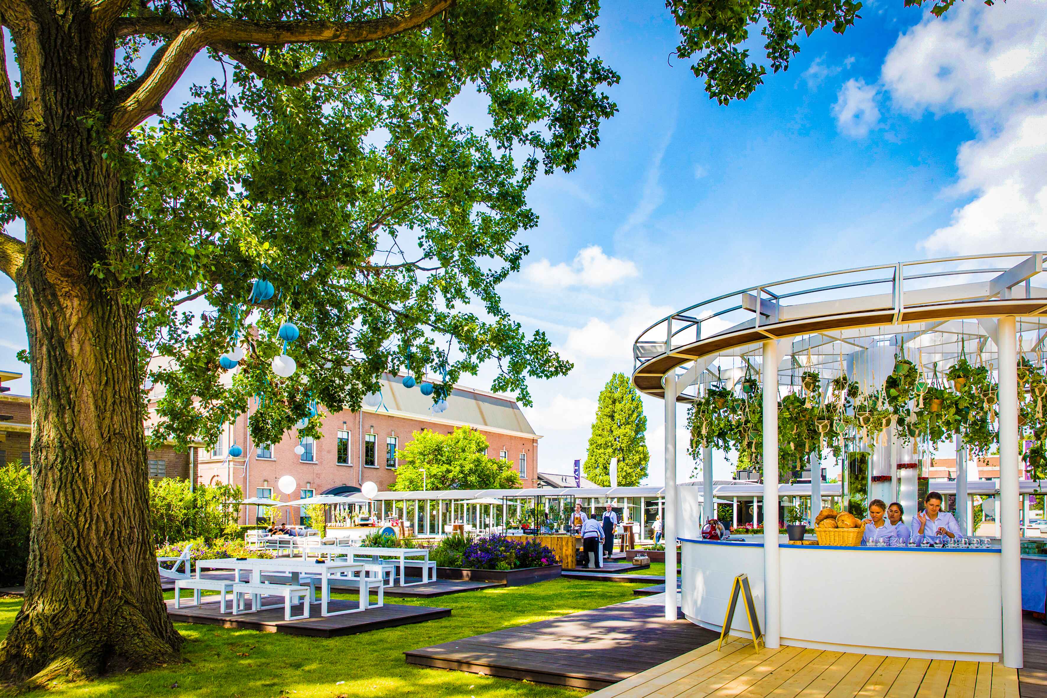 Event Garden - reception setting 2