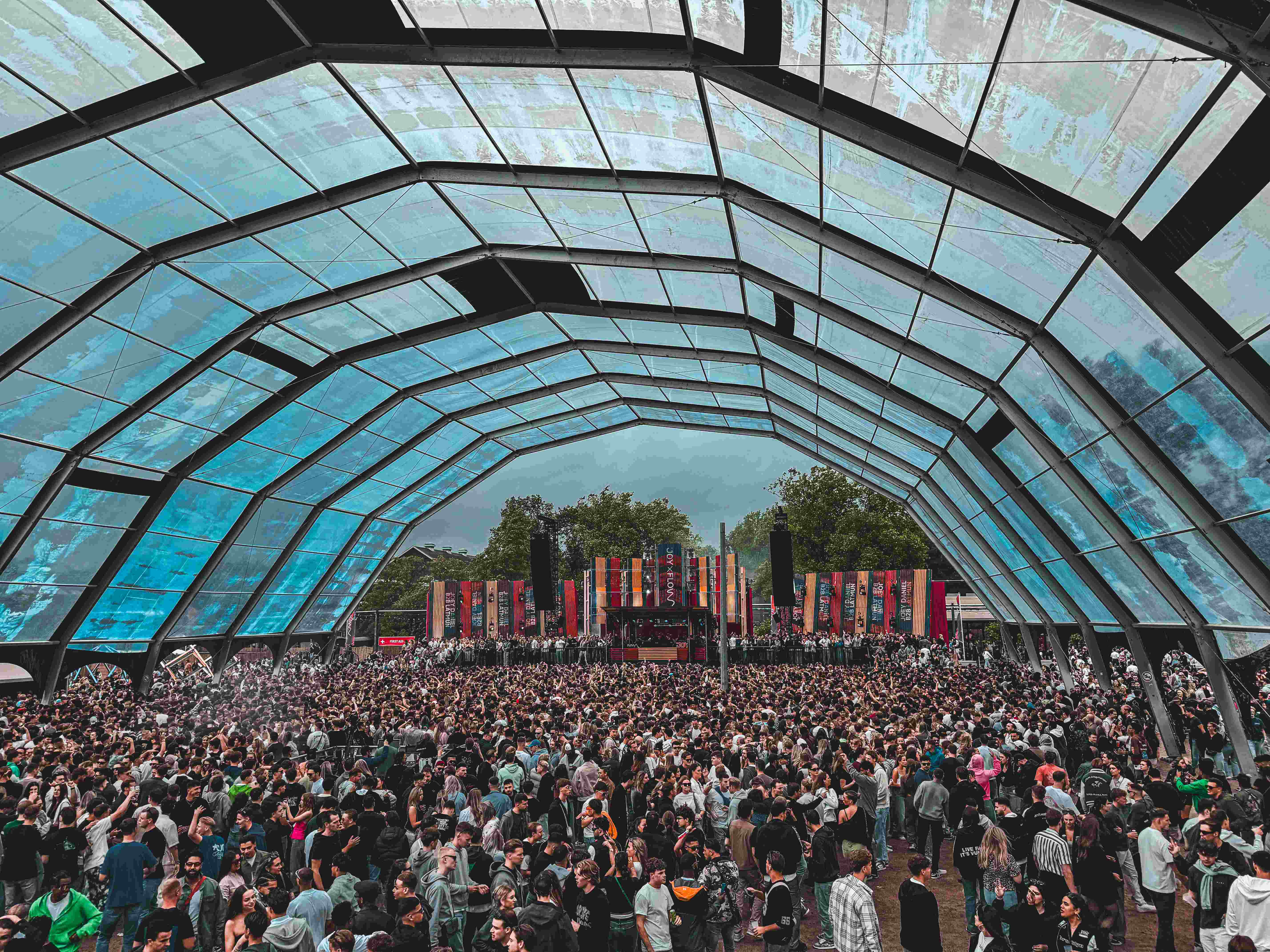 festival-at-taets-art-event-park-amsterdam-zaandam9