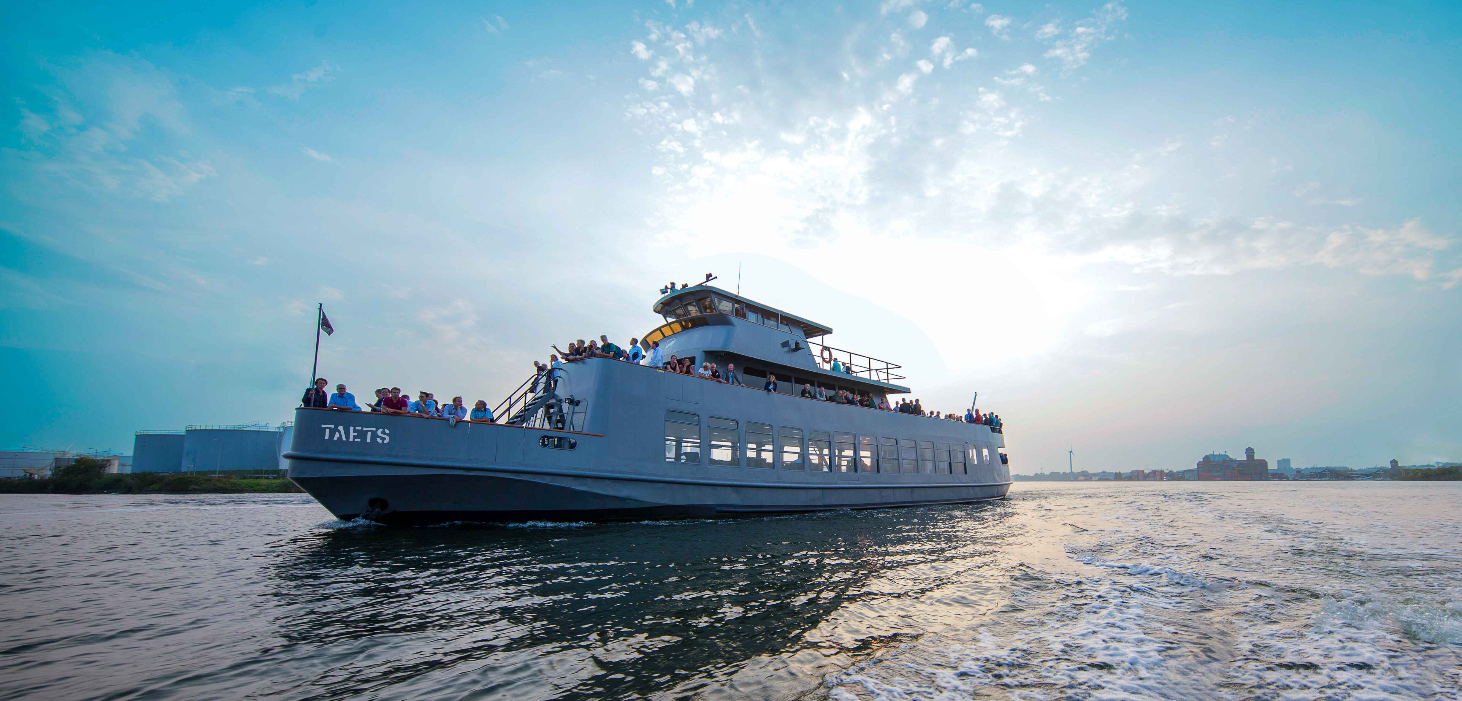 Hembrug ÉÉN - on water 1