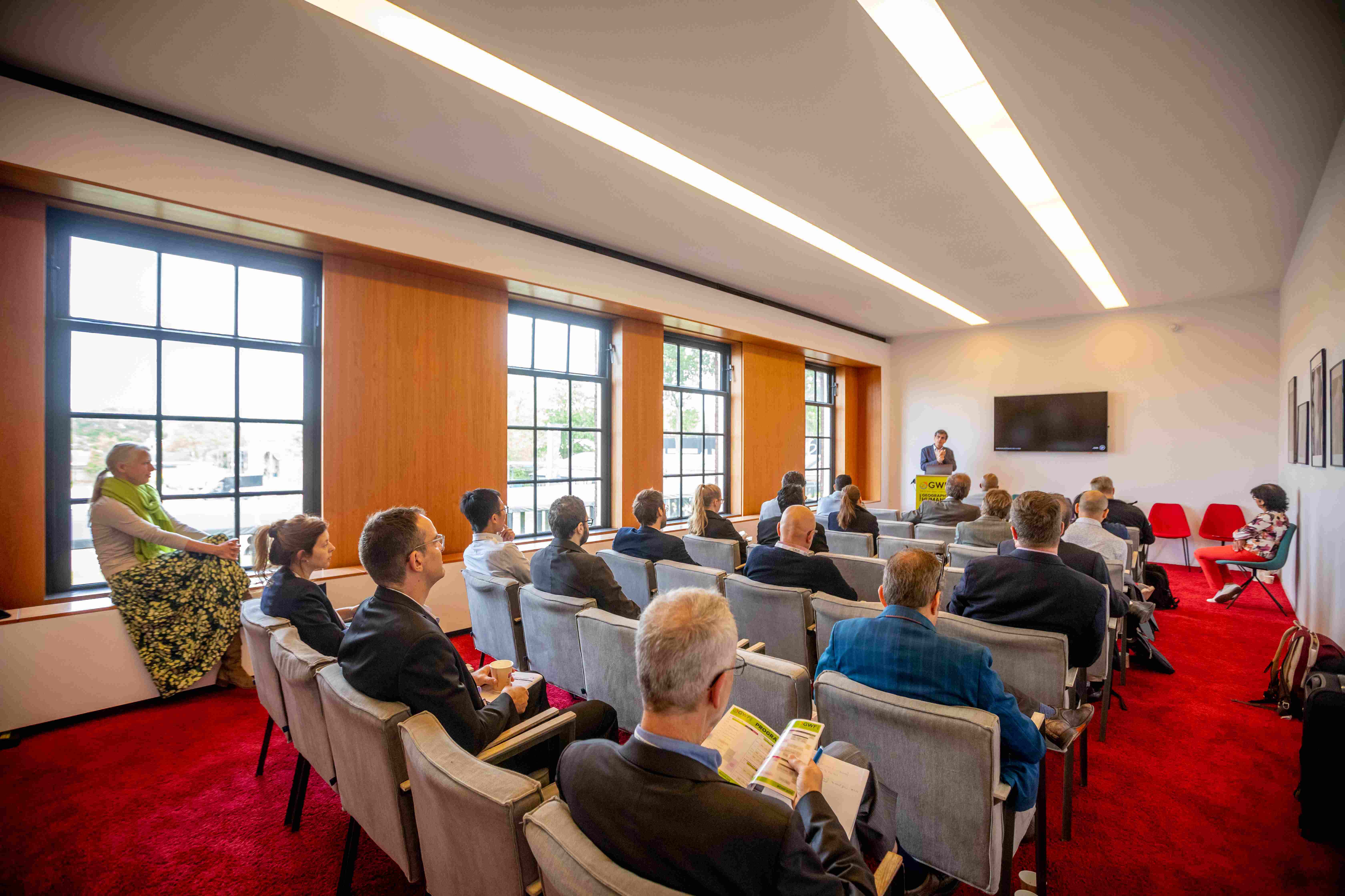 Professional meeting setup at Taets Art and Event Park near Amsterdam and Zaandam, featuring modern equipment and spacious seating.