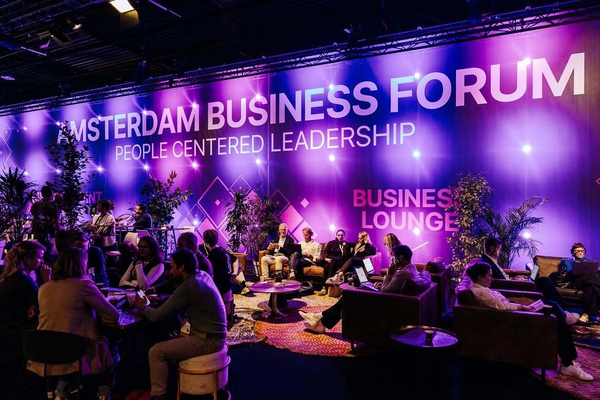 Yesterday, Amsterdam Business Forum was buzzing with energy. 3,000 people. One stage. So many id (1)