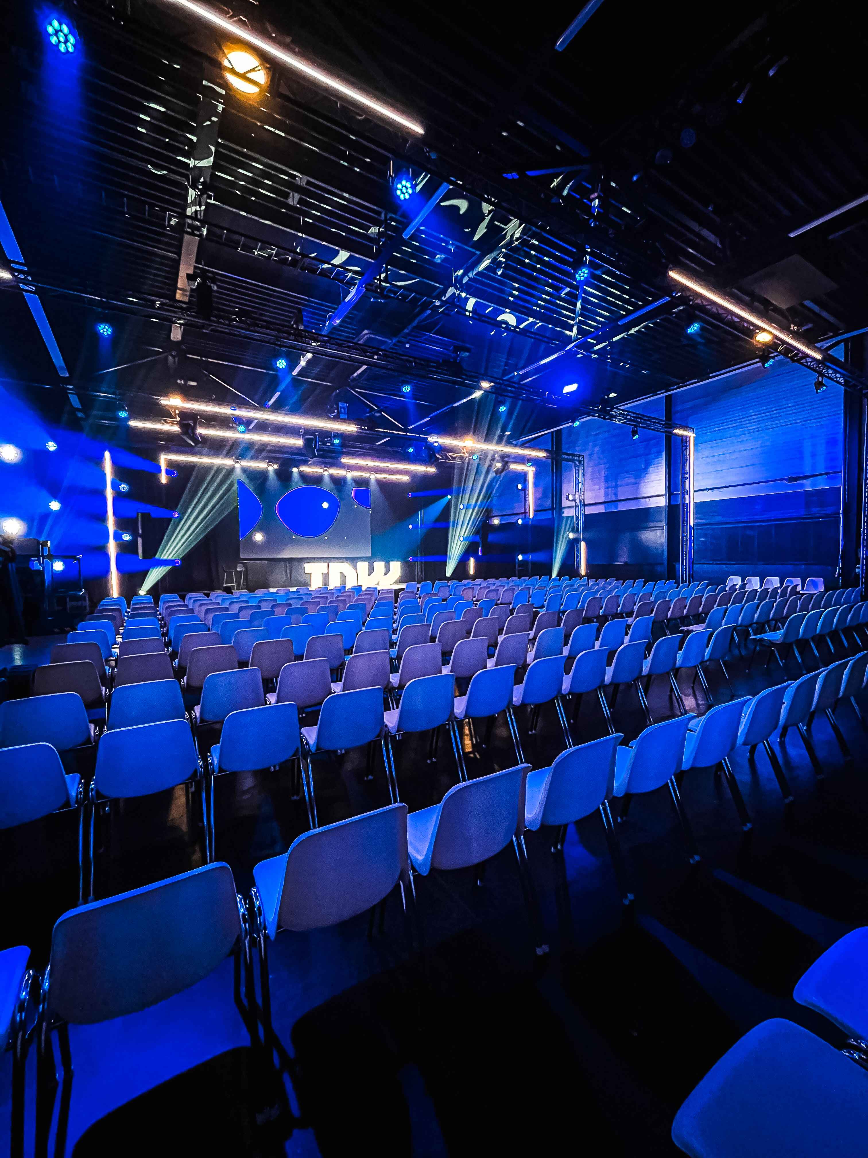 The White Box - plenary setting 5